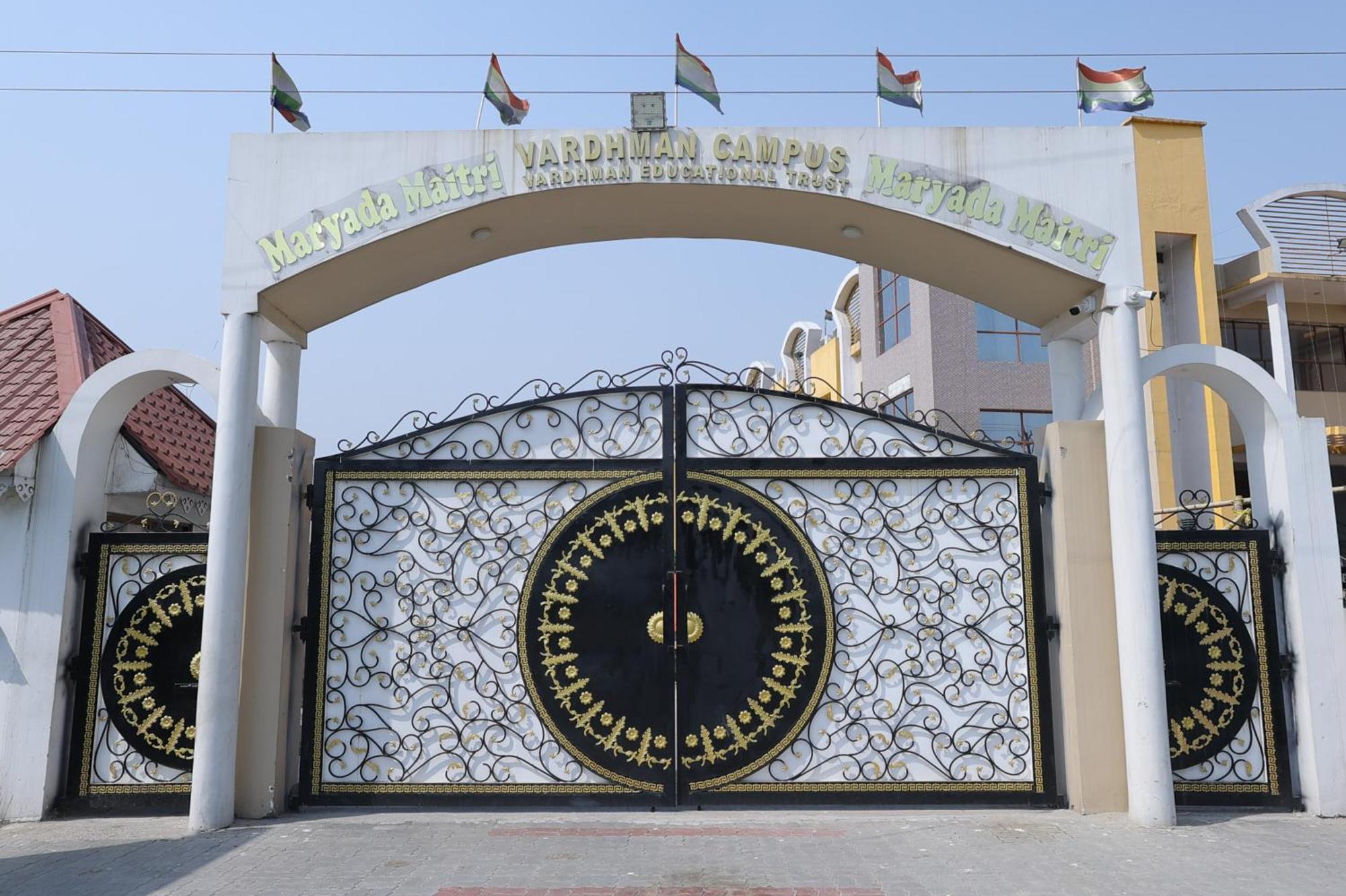 Maryada Maitri Resort -100 Rooms & 3 Banquets 실리구리 외부 사진